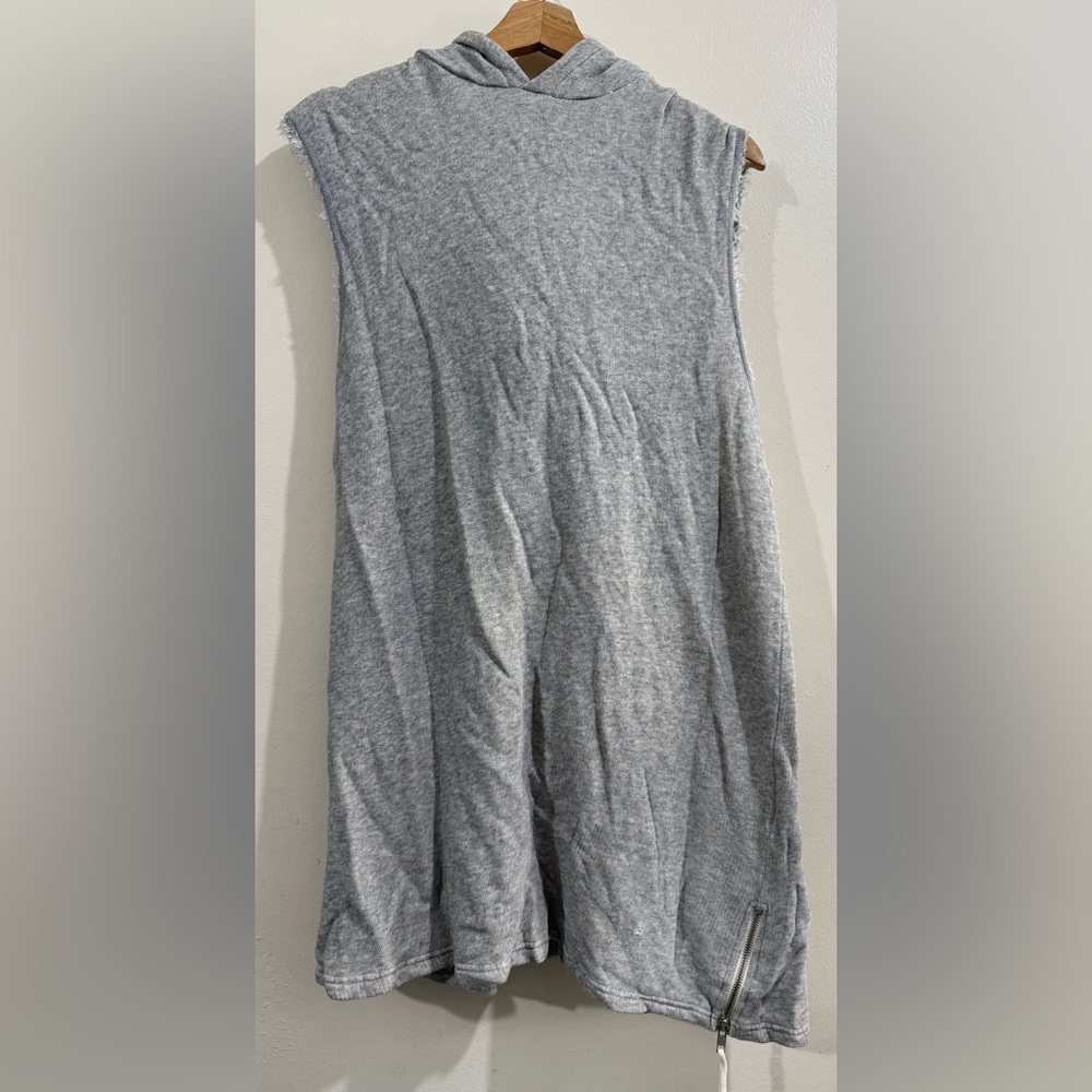 BULK Sleeveless Hooded Longline Vest in Light Gray